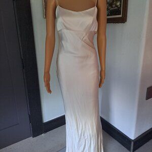 Monique Lhuillier 'Laura' Silk White Wedding/Evening Gown Size 10 w Shawl NWT